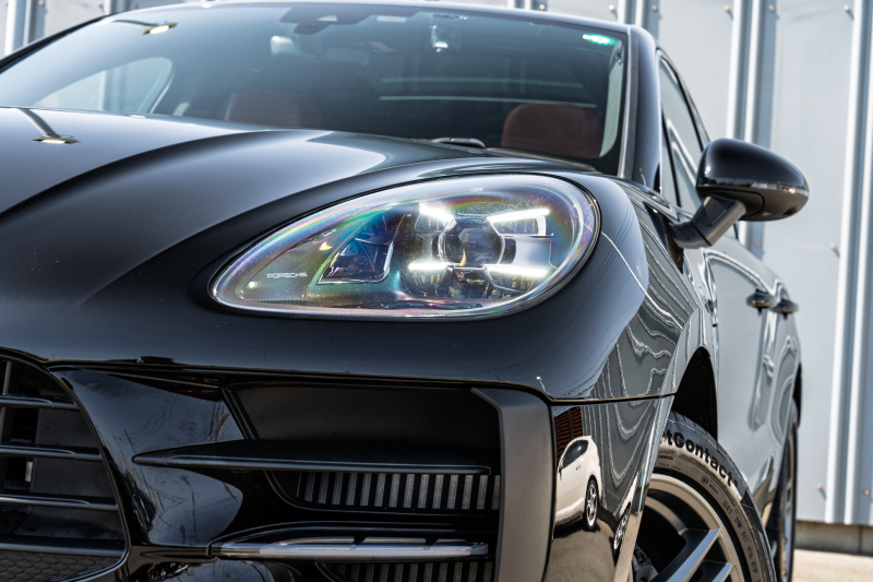 ポルシェ マカン S ｽﾎﾟｰﾂｸﾛﾉPKG　ﾚｻﾞｰPKG(ﾌﾞﾗｯｸ/ｶﾞｰﾈｯﾄﾚｯﾄﾞ) ﾋｰﾀｰ&ﾍﾞﾝﾁﾚｰﾀｰ ﾊﾟﾉﾗﾏSR PCMﾅﾋﾞ CarPlay PDLS+ PASM ｴﾝﾄﾘｰﾄﾞﾗｲﾌﾞ ACC ﾏｶﾝﾀｰﾎﾞ20ｲﾝﾁAW　2年保証