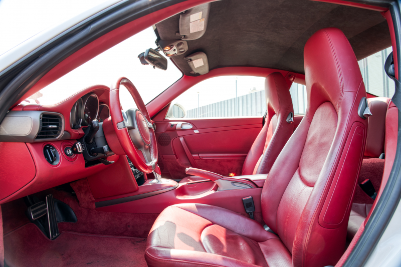 ポルシェ 911(Type997) ｶﾚﾗ ｽﾎﾟｰﾂｸﾛﾉPKG　後期ﾓﾃﾞﾙ ｶﾚﾗﾚｯﾄﾞﾅﾁｭﾗﾙﾚｻﾞｰｲﾝﾃﾘｱ ｸﾗﾘｵﾝﾅﾋﾞ ﾌﾙｾｸﾞTV ﾊﾞｯｸｶﾒﾗ PASM ｷｾﾉﾝ&ﾀﾞｲﾅﾐｯｸｺｰﾅﾘﾝｸﾞﾗｲﾄ ｵｰﾄｴｱｺﾝ ｶﾚﾗ18ｲﾝﾁAW　2年保証