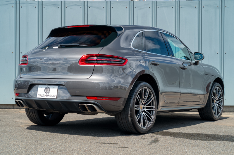 ポルシェ マカン ﾀｰﾎﾞ　ｶﾞｰﾈｯﾄﾚｯﾄﾞﾚｻﾞｰｼｰﾄ PCMﾅﾋﾞｱﾗｳﾝﾄﾞﾋﾞｭｰ Carplay LED/PDLS+ PASM ｴﾝﾄﾘｰﾄﾞﾗｲﾌﾞ ﾚｰﾝﾃﾞﾊﾟｰﾁｬｰﾜｰﾆﾝｸﾞ 911ﾀｰﾎﾞﾃﾞｻﾞｲﾝ21ｲﾝﾁAW　2年保証