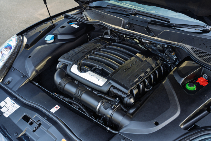 ポルシェ カイエン ﾌﾟﾗﾁﾅｴﾃﾞｨｼｮﾝ　特別仕様車 1ｵｰﾅｰ 後期ﾓﾃﾞﾙ ﾌﾞﾗｯｸﾊｰﾌﾚｻﾞｰ PCMﾅﾋﾞ 地ﾃﾞｼﾞﾁｭｰﾅｰ CarPlay PDLS BOSE ｸﾙｺﾝ ﾊﾟｰｸｱｼｽﾄ RSｽﾊﾟｲﾀﾞｰ20ｲﾝﾁAW　2年保証