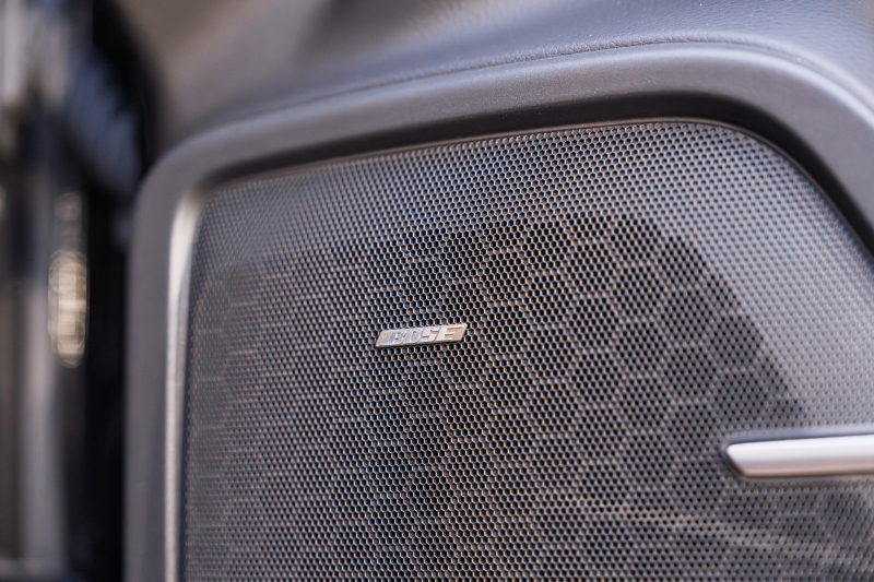 ポルシェ カイエン ﾌﾟﾗﾁﾅｴﾃﾞｨｼｮﾝ　特別仕様車 1ｵｰﾅｰ 後期ﾓﾃﾞﾙ ﾌﾞﾗｯｸﾊｰﾌﾚｻﾞｰ PCMﾅﾋﾞ 地ﾃﾞｼﾞﾁｭｰﾅｰ CarPlay PDLS BOSE ｸﾙｺﾝ ﾊﾟｰｸｱｼｽﾄ RSｽﾊﾟｲﾀﾞｰ20ｲﾝﾁAW　2年保証