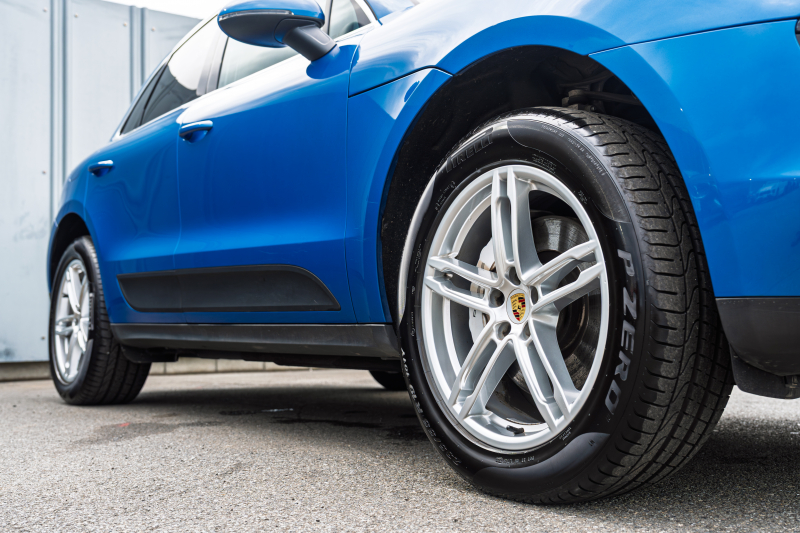 ポルシェ マカン S　ﾌﾞﾗｯｸﾊｰﾌﾚｻﾞｰｼｰﾄ ｸﾗﾘｵﾝﾅﾋﾞ ﾌﾙｾｸﾞTV BTｵｰﾃﾞｨｵ PDLS/ｷｾﾉﾝﾗｲﾄ ﾊﾟｰｸｱｼｽﾄ ｵｰﾄﾃｰﾙｹﾞｰﾄ ｶﾗｰｸﾚｽﾄｾﾝﾀｰｷｬｯﾌﾟ ﾏｶﾝﾀｰﾎﾞ19ｲﾝﾁAW　2年保証