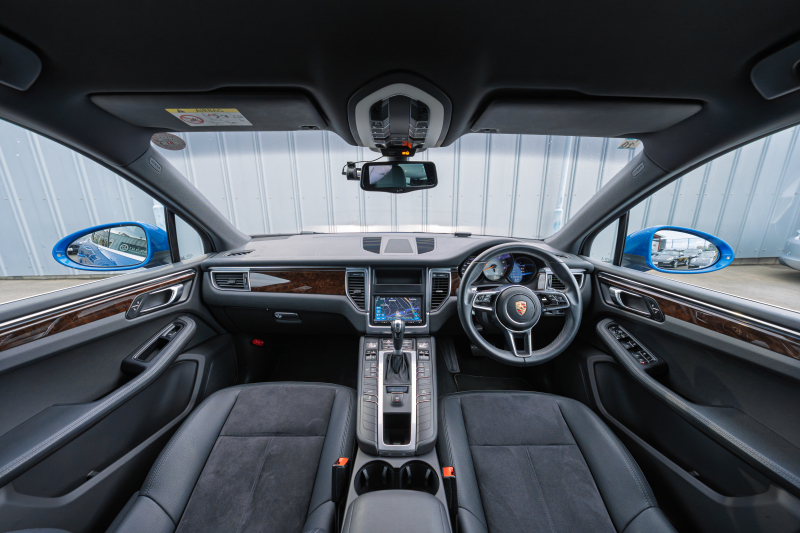 ポルシェ マカン S　ﾌﾞﾗｯｸﾊｰﾌﾚｻﾞｰｼｰﾄ ｸﾗﾘｵﾝﾅﾋﾞ ﾌﾙｾｸﾞTV BTｵｰﾃﾞｨｵ PDLS/ｷｾﾉﾝﾗｲﾄ ﾊﾟｰｸｱｼｽﾄ ｵｰﾄﾃｰﾙｹﾞｰﾄ ｶﾗｰｸﾚｽﾄｾﾝﾀｰｷｬｯﾌﾟ ﾏｶﾝﾀｰﾎﾞ19ｲﾝﾁAW　2年保証