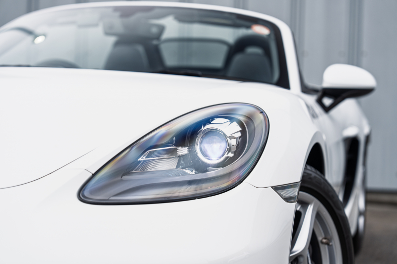 ポルシェ 718 ボクスター ﾍﾞｰｽｸﾞﾚｰﾄﾞ ｽﾎﾟｰﾂｸﾛﾉPKG　ﾌﾞﾗｯｸﾊｰﾌﾚｻﾞｰｼｰﾄ ｼｰﾄﾋｰﾀｰ ﾌﾞﾗｯｸｿﾌﾄﾄｯﾌﾟ PCMﾅﾋﾞ CarPlay ｷｾﾉﾝ ｵｰﾄｴｱｺﾝ TPM ﾊﾟｰｸｱｼｽﾄ 電格ﾐﾗｰ ﾎﾞｸｽﾀｰ18ｲﾝﾁAW　2年保証