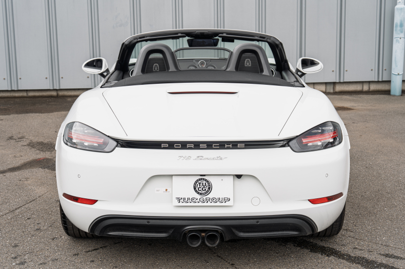 ポルシェ 718 ボクスター ﾍﾞｰｽｸﾞﾚｰﾄﾞ ｽﾎﾟｰﾂｸﾛﾉPKG　ﾌﾞﾗｯｸﾊｰﾌﾚｻﾞｰｼｰﾄ ｼｰﾄﾋｰﾀｰ ﾌﾞﾗｯｸｿﾌﾄﾄｯﾌﾟ PCMﾅﾋﾞ CarPlay ｷｾﾉﾝ ｵｰﾄｴｱｺﾝ TPM ﾊﾟｰｸｱｼｽﾄ 電格ﾐﾗｰ ﾎﾞｸｽﾀｰ18ｲﾝﾁAW　2年保証