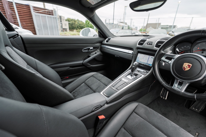 ポルシェ ケイマン(Type981) S　2015年ﾓﾃﾞﾙ ﾌﾞﾗｯｸﾊｰﾌﾚｻﾞｰｼｰﾄ ｼｰﾄﾋｰﾀｰ ｸﾗﾘｵﾝﾅﾋﾞ ﾌﾙｾｸﾞTV ｽﾎﾟｰﾂﾃﾞｻﾞｲﾝｽﾃｱ ｷｾﾉﾝ ｵｰﾄｴｱｺﾝ TPM ｹｲﾏﾝS19ｲﾝﾁAW　2年保証