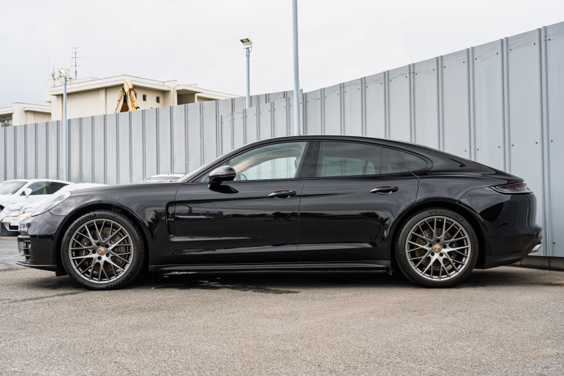 ポルシェ パナメーラ ﾍﾞｰｽｸﾞﾚｰﾄﾞ ｽﾎﾟｰﾂｸﾛﾉPKG　ﾍﾞｰｼﾞｭﾚｻﾞｰｼｰﾄ PCMﾅﾋﾞ CayPlay PDLSﾌﾟﾗｽ/LEDﾗｲﾄ PASM/ｴｱｻｽ ｴﾝﾄﾘｰD ACC ｱﾝﾋﾞｴﾝﾄﾗｲﾄ ﾊﾟﾅﾒｰﾗｽﾎﾟｰﾂﾃﾞｻﾞｲﾝ21ｲﾝﾁAW　2年保証