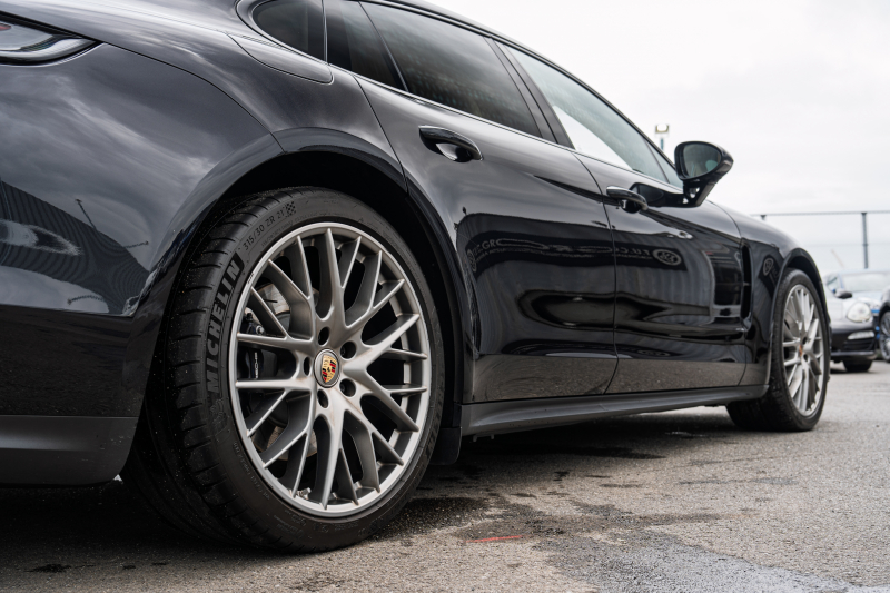 ポルシェ パナメーラ ﾍﾞｰｽｸﾞﾚｰﾄﾞ ｽﾎﾟｰﾂｸﾛﾉPKG　ﾍﾞｰｼﾞｭﾚｻﾞｰｼｰﾄ PCMﾅﾋﾞ CayPlay PDLSﾌﾟﾗｽ/LEDﾗｲﾄ PASM/ｴｱｻｽ ｴﾝﾄﾘｰD ACC ｱﾝﾋﾞｴﾝﾄﾗｲﾄ ﾊﾟﾅﾒｰﾗｽﾎﾟｰﾂﾃﾞｻﾞｲﾝ21ｲﾝﾁAW　2年保証