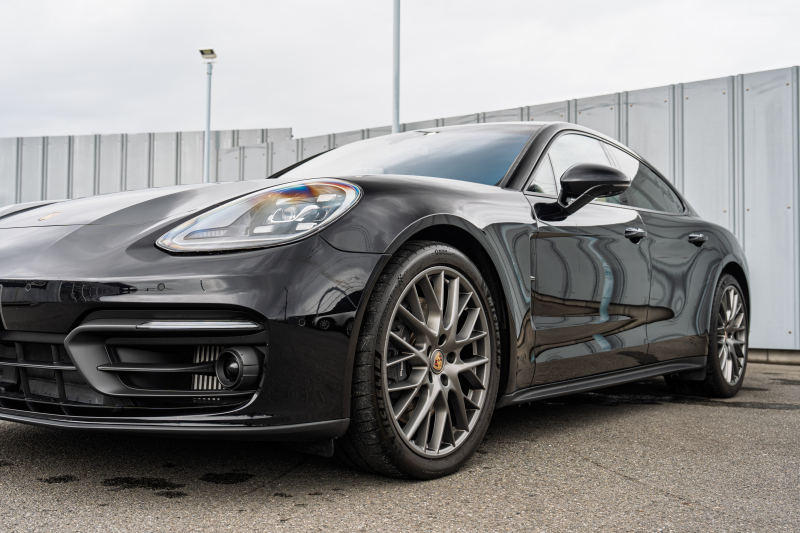 ポルシェ パナメーラ ﾍﾞｰｽｸﾞﾚｰﾄﾞ ｽﾎﾟｰﾂｸﾛﾉPKG　ﾍﾞｰｼﾞｭﾚｻﾞｰｼｰﾄ PCMﾅﾋﾞ CayPlay PDLSﾌﾟﾗｽ/LEDﾗｲﾄ PASM/ｴｱｻｽ ｴﾝﾄﾘｰD ACC ｱﾝﾋﾞｴﾝﾄﾗｲﾄ ﾊﾟﾅﾒｰﾗｽﾎﾟｰﾂﾃﾞｻﾞｲﾝ21ｲﾝﾁAW　2年保証