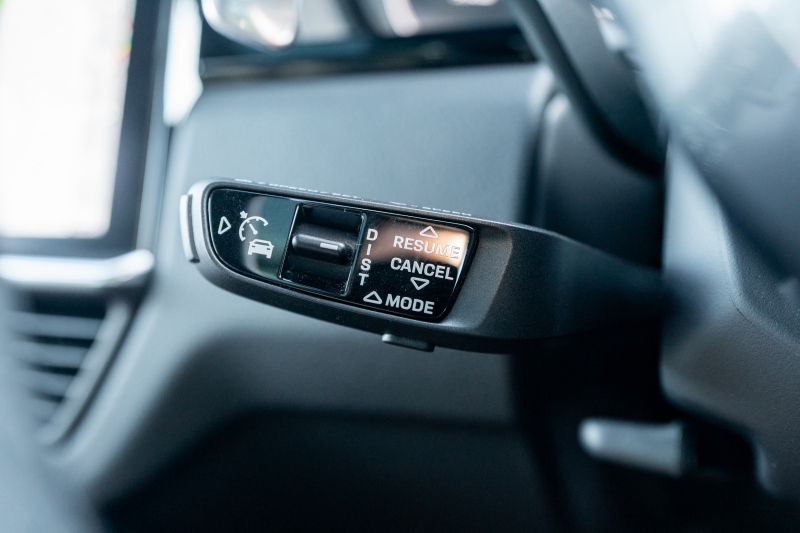 ポルシェ カイエン ﾍﾞｰｽｸﾞﾚｰﾄﾞ　ﾌﾞﾗｯｸﾚｻﾞｰｼｰﾄ ﾊﾟﾉﾗﾏSR PCMﾅﾋﾞ CarPlay ｴﾝﾄﾘｰﾄﾞﾗｲﾌﾞ ACC ｱﾗｳﾝﾄﾞﾋﾞｭｰ ｶｲｴﾝﾃﾞｻﾞｲﾝ20AW ﾚｰﾝﾁｪﾝｼﾞｱｼｽﾄ TPM　2年保証