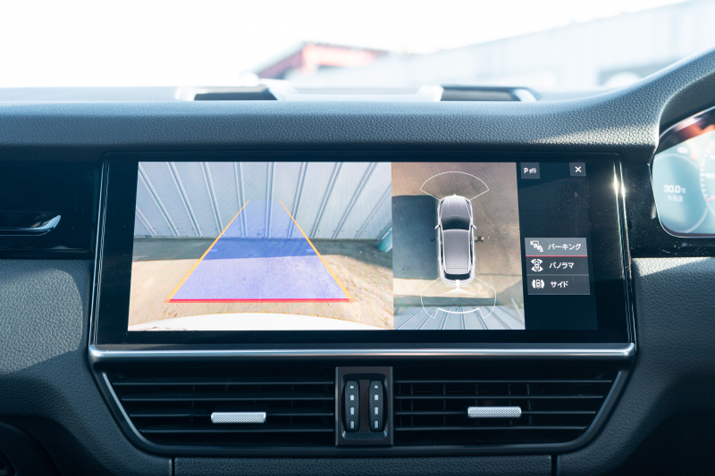 ポルシェ カイエン ﾍﾞｰｽｸﾞﾚｰﾄﾞ　ﾌﾞﾗｯｸﾚｻﾞｰｼｰﾄ ﾊﾟﾉﾗﾏSR PCMﾅﾋﾞ CarPlay ｴﾝﾄﾘｰﾄﾞﾗｲﾌﾞ ACC ｱﾗｳﾝﾄﾞﾋﾞｭｰ ｶｲｴﾝﾃﾞｻﾞｲﾝ20AW ﾚｰﾝﾁｪﾝｼﾞｱｼｽﾄ TPM　2年保証