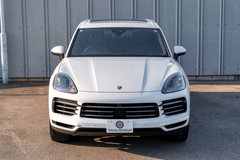 ポルシェ カイエン ﾍﾞｰｽｸﾞﾚｰﾄﾞ　ﾌﾞﾗｯｸﾚｻﾞｰｼｰﾄ ﾊﾟﾉﾗﾏSR PCMﾅﾋﾞ CarPlay ｴﾝﾄﾘｰﾄﾞﾗｲﾌﾞ ACC ｱﾗｳﾝﾄﾞﾋﾞｭｰ ｶｲｴﾝﾃﾞｻﾞｲﾝ20AW ﾚｰﾝﾁｪﾝｼﾞｱｼｽﾄ TPM　2年保証