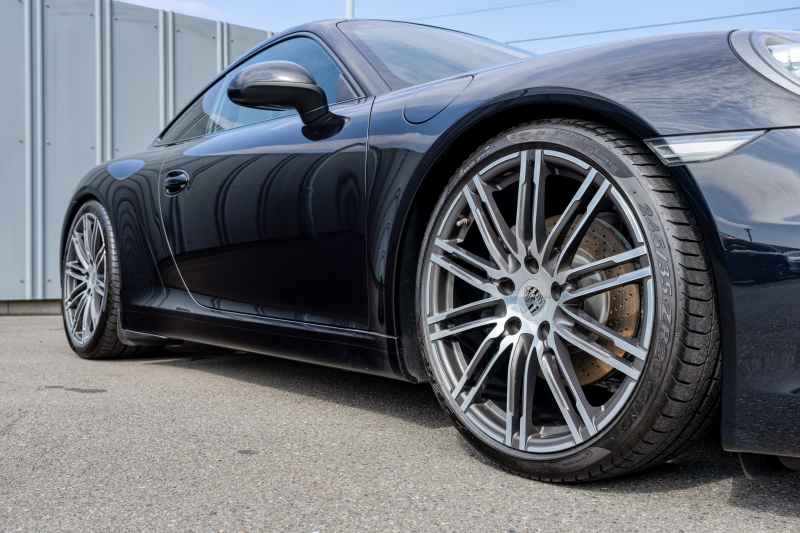 ポルシェ 911(Type991.1) ｶﾚﾗ ﾌﾞﾗｯｸｴﾃﾞｨｼｮﾝ　特別仕様車 MY16 ﾌﾞﾗｯｸﾚｻﾞｰｽﾎﾟｰﾂｼｰﾄ ﾅﾋﾞTV PASM ｽﾎﾟｰﾂﾃﾞｻﾞｲﾝｽﾃｱ PDLS+/LEDﾍｯﾄﾞﾗｲﾄ 911ﾀｰﾎﾞﾃﾞｻﾞｲﾝ20ｲﾝﾁAW H&Rﾀﾞｳﾝｻｽ　2年保証