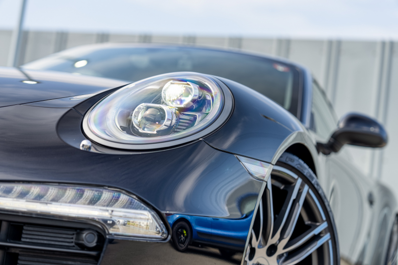 ポルシェ 911(Type991.1) ｶﾚﾗ ﾌﾞﾗｯｸｴﾃﾞｨｼｮﾝ　特別仕様車 MY16 ﾌﾞﾗｯｸﾚｻﾞｰｽﾎﾟｰﾂｼｰﾄ ﾅﾋﾞTV PASM ｽﾎﾟｰﾂﾃﾞｻﾞｲﾝｽﾃｱ PDLS+/LEDﾍｯﾄﾞﾗｲﾄ 911ﾀｰﾎﾞﾃﾞｻﾞｲﾝ20ｲﾝﾁAW H&Rﾀﾞｳﾝｻｽ　2年保証