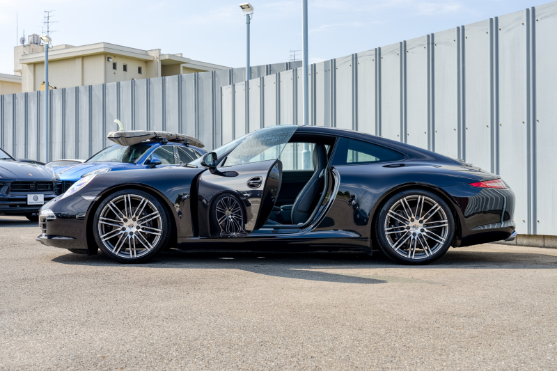 ポルシェ 911(Type991.1) ｶﾚﾗ ﾌﾞﾗｯｸｴﾃﾞｨｼｮﾝ　特別仕様車 MY16 ﾌﾞﾗｯｸﾚｻﾞｰｽﾎﾟｰﾂｼｰﾄ ﾅﾋﾞTV PASM ｽﾎﾟｰﾂﾃﾞｻﾞｲﾝｽﾃｱ PDLS+/LEDﾍｯﾄﾞﾗｲﾄ 911ﾀｰﾎﾞﾃﾞｻﾞｲﾝ20ｲﾝﾁAW H&Rﾀﾞｳﾝｻｽ　2年保証