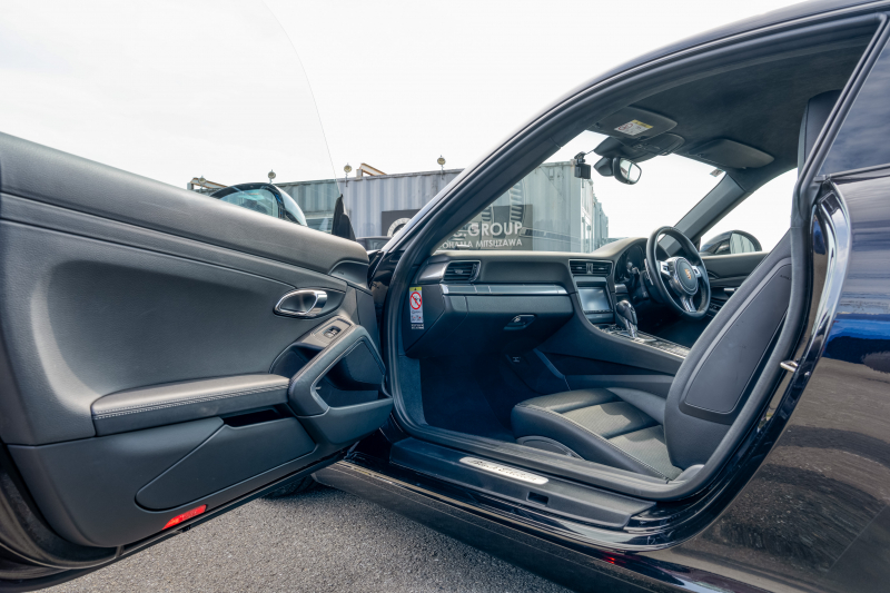 ポルシェ 911(Type991.1) ｶﾚﾗ ﾌﾞﾗｯｸｴﾃﾞｨｼｮﾝ　特別仕様車 MY16 ﾌﾞﾗｯｸﾚｻﾞｰｽﾎﾟｰﾂｼｰﾄ ﾅﾋﾞTV PASM ｽﾎﾟｰﾂﾃﾞｻﾞｲﾝｽﾃｱ PDLS+/LEDﾍｯﾄﾞﾗｲﾄ 911ﾀｰﾎﾞﾃﾞｻﾞｲﾝ20ｲﾝﾁAW H&Rﾀﾞｳﾝｻｽ　2年保証
