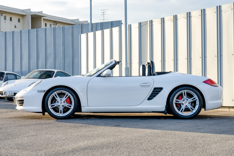 ポルシェ ボクスター(Type987) S ｽﾎﾟｰﾂｸﾛﾉPKG　後期ﾓﾃﾞﾙ ﾌﾞﾗｯｸﾊｰﾌﾚｻﾞｰｼｰﾄ ｼｰﾄﾋｰﾀｰ ﾌﾞﾗｯｸｿﾌﾄﾄｯﾌﾟ ｽﾎﾟｰﾂﾃﾞｻﾞｲﾝｽﾃｱ ﾀﾞｲﾅﾐｯｸｺｰﾅﾘﾝｸﾞﾗｲﾄ ｸﾙｺﾝ ｵｰﾄｴｱｺﾝ 19ｲﾝﾁAW ﾀﾞｳﾝｻｽ　2年保証