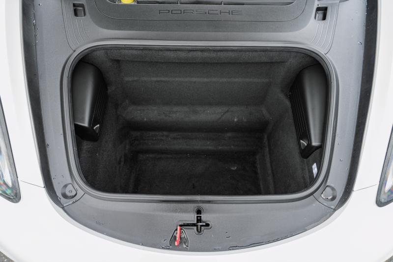 ポルシェ ボクスター(Type981) ﾍﾞｰｽｸﾞﾚｰﾄﾞ ｽﾎﾟｰﾂｸﾛﾉPKG　ﾌﾞﾗｯｸﾚｻﾞｰｲﾝﾃﾘｱ ｼｰﾄﾋｰﾀｰ&ﾍﾞﾝﾁﾚｰﾀｰ ﾚｯﾄﾞｿﾌﾄﾄｯﾌﾟ ﾅﾋﾞTV ｽﾎﾟｰﾂﾃﾞｻﾞｲﾝｽﾃｱﾘﾝｸﾞ PDLS ﾎﾞｸｽﾀｰ18ｲﾝﾁAW　2年保証