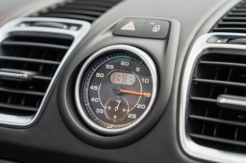 ポルシェ ボクスター(Type981) ﾍﾞｰｽｸﾞﾚｰﾄﾞ ｽﾎﾟｰﾂｸﾛﾉPKG　ﾌﾞﾗｯｸﾚｻﾞｰｲﾝﾃﾘｱ ｼｰﾄﾋｰﾀｰ&ﾍﾞﾝﾁﾚｰﾀｰ ﾚｯﾄﾞｿﾌﾄﾄｯﾌﾟ ﾅﾋﾞTV ｽﾎﾟｰﾂﾃﾞｻﾞｲﾝｽﾃｱﾘﾝｸﾞ PDLS ﾎﾞｸｽﾀｰ18ｲﾝﾁAW　2年保証