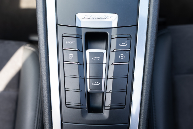 ポルシェ ボクスター(Type981) ﾍﾞｰｽｸﾞﾚｰﾄﾞ　2013年ﾓﾃﾞﾙ 1ｵｰﾅｰ ﾌﾞﾗｯｸﾚｻﾞｰｼｰﾄ ｼｰﾄﾋｰﾀｰ ﾌﾞﾗｳﾝｿﾌﾄﾄｯﾌﾟ ﾅﾋﾞTV PDLS ﾊﾟｰｸｱｼｽﾄ 電動ﾄﾞｱﾐﾗｰ ﾎﾞｸｽﾀｰ18ｲﾝﾁAW　2年保証