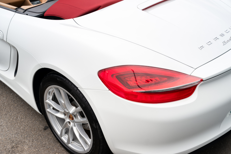 ポルシェ ボクスター(Type981) ﾍﾞｰｽｸﾞﾚｰﾄﾞ ｽﾎﾟｰﾂｸﾛﾉPKG　ﾍﾞｰｼﾞｭﾊｰﾌﾚｻﾞｰｼｰﾄﾋｰﾀｰ ﾚｯﾄﾞｿﾌﾄﾄｯﾌﾟ ｶﾛｯﾂｪﾘｱﾅﾋﾞTV ｽﾎﾟｰﾂﾃﾞｻﾞｲﾝｽﾃｱ ｸﾙｺﾝ 電動Dﾐﾗｰ ﾎﾞｸｽﾀｰS19ｲﾝﾁAW　2年保証