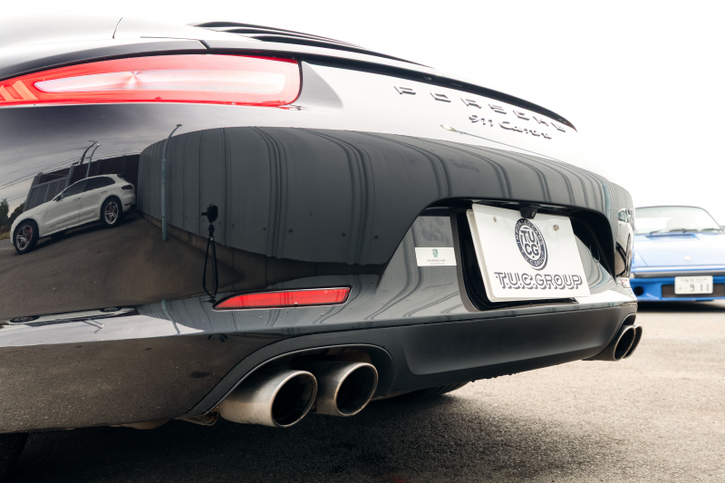 ポルシェ 911(Type991.1) ｶﾚﾗ　MY16  ﾌﾞﾗｯｸ/ﾎﾞﾙﾄﾞｰﾚｯﾄﾞﾂｰﾄﾝｲﾝﾃﾘｱ ﾅﾋﾞTV ｽﾎﾟｰﾂｴｸﾞｿﾞｰｽﾄ ｽﾎﾟｰﾂﾃﾞｻﾞｲﾝｽﾃｱﾘﾝｸﾞ 電格ﾐﾗｰ ｷｾﾉﾝ ｵｰﾄｴｱｺﾝ TPM ｶﾚﾗ19ｲﾝﾁAW 　2年保証