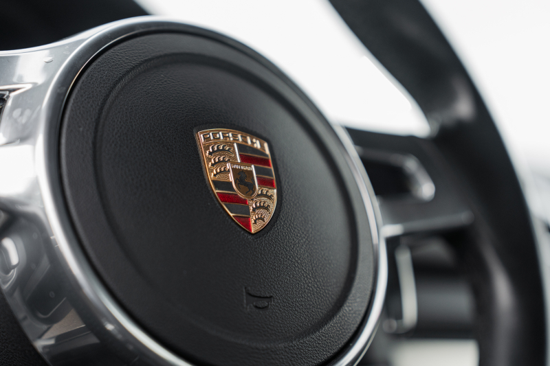 ポルシェ ボクスター(Type981) ﾍﾞｰｽｸﾞﾚｰﾄﾞ ｽﾎﾟｰﾂｸﾛﾉPKG　ﾌﾞﾗｯｸﾊｰﾌﾚｻﾞｰ ﾌﾞﾗｯｸｿﾌﾄﾄｯﾌﾟ ﾅﾋﾞTV ｽﾎﾟｰﾂｴｸﾞｿﾞｰｽﾄ ｽﾎﾟｰﾂﾃﾞｻﾞｲﾝｽﾃｱﾘﾝｸﾞ PDLS ｵｰﾄA/C 電動Dﾐﾗｰ ﾎﾞｸｽﾀｰS19AW　2年保証