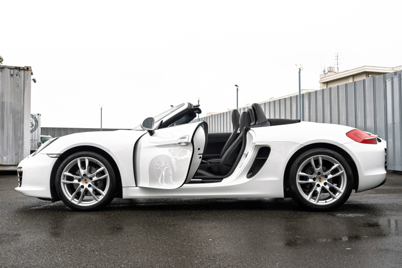 ポルシェ ボクスター(Type981) ﾍﾞｰｽｸﾞﾚｰﾄﾞ ｽﾎﾟｰﾂｸﾛﾉPKG　ﾌﾞﾗｯｸﾊｰﾌﾚｻﾞｰ ﾌﾞﾗｯｸｿﾌﾄﾄｯﾌﾟ ﾅﾋﾞTV ｽﾎﾟｰﾂｴｸﾞｿﾞｰｽﾄ ｽﾎﾟｰﾂﾃﾞｻﾞｲﾝｽﾃｱﾘﾝｸﾞ PDLS ｵｰﾄA/C 電動Dﾐﾗｰ ﾎﾞｸｽﾀｰS19AW　2年保証