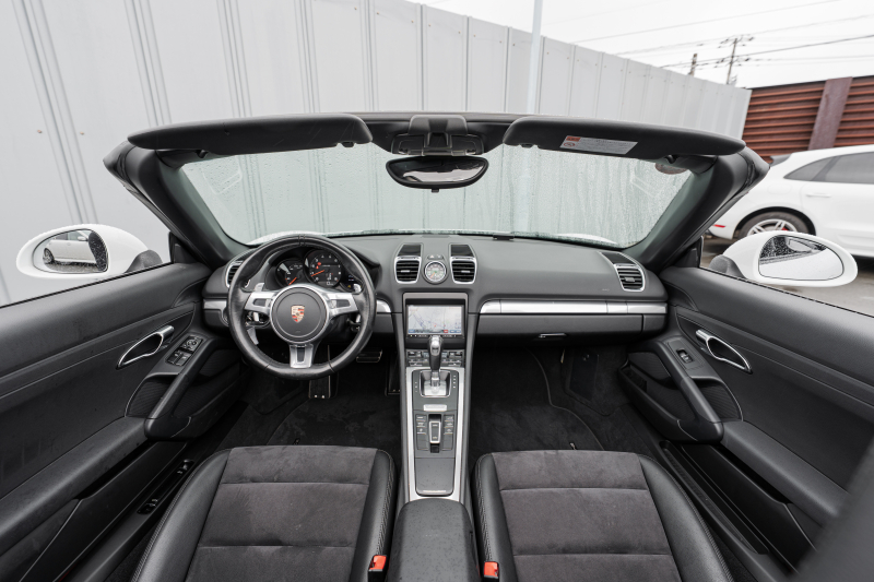 ポルシェ ボクスター(Type981) ﾍﾞｰｽｸﾞﾚｰﾄﾞ ｽﾎﾟｰﾂｸﾛﾉPKG　ﾌﾞﾗｯｸﾊｰﾌﾚｻﾞｰ ﾌﾞﾗｯｸｿﾌﾄﾄｯﾌﾟ ﾅﾋﾞTV ｽﾎﾟｰﾂｴｸﾞｿﾞｰｽﾄ ｽﾎﾟｰﾂﾃﾞｻﾞｲﾝｽﾃｱﾘﾝｸﾞ PDLS ｵｰﾄA/C 電動Dﾐﾗｰ ﾎﾞｸｽﾀｰS19AW　2年保証