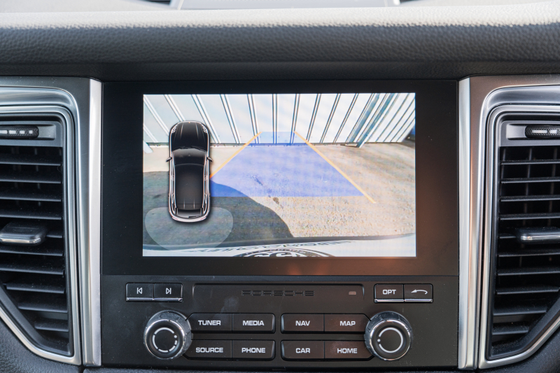 ポルシェ マカン ﾍﾞｰｽｸﾞﾚｰﾄﾞ　ﾌﾞﾗｯｸﾊｰﾌﾚｻﾞｰｼｰﾄ ｼｰﾄﾋｰﾀｰ PCMﾅﾋﾞ ﾌﾙｾｸﾞTV AppleCarPlay PDLS ﾊﾟｰｸｱｼｽﾄ TPM ｵｰﾄﾃｰﾙｹﾞｰﾄ LDW ｶﾗｰｸﾚｽﾄｷｬｯﾌﾟ ﾏｶﾝS19ｲﾝﾁAW　2年保証