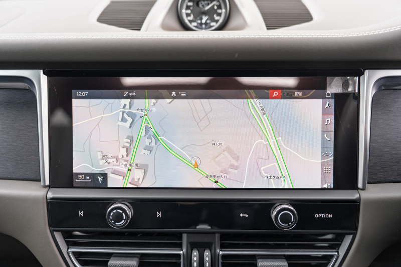 ポルシェ マカン GTS ｽﾎﾟｰﾂｸﾛﾉPKG　ｱｹﾞｰﾄｸﾞﾚｰﾚｻﾞｰｲﾝﾃﾘｱ ﾊﾟﾉﾗﾏﾙｰﾌ PCM CarPlay ｽﾎﾟｰﾂｴｸﾞｿﾞｰｽﾄ PASM/ｴｱｻｽ PDLS+ ﾌﾞﾙﾒｽﾀｰ ｲｵﾅｲｻﾞｰ ﾍﾞﾝﾁﾚｰﾀｰ ACC RSｽﾊﾟｲﾀﾞｰ21ｲﾝﾁAW　2年保証