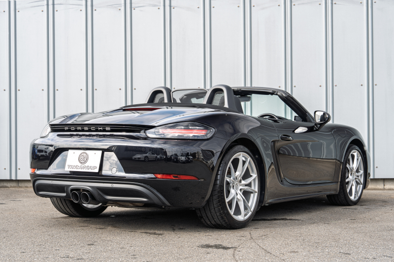ポルシェ 718 ボクスター ﾍﾞｰｽｸﾞﾚｰﾄﾞ ｽﾎﾟｰﾂｸﾛﾉPKG　ﾌﾞﾗｯｸﾊｰﾌﾚｻﾞｰｼｰﾄ ﾌﾞﾗｯｸｿﾌﾄﾄｯﾌﾟ PCMﾅﾋﾞ CarPlay ｽﾎﾟｰﾂｴｸﾞｿﾞｰｽﾄ PDLS+/LEDﾗｲﾄ ｵｰﾄｴｱｺﾝ TPM ﾊﾟｰｸｱｼｽﾄ 電格ﾐﾗｰ ｶﾚﾗS20ｲﾝﾁAW　2年保証
