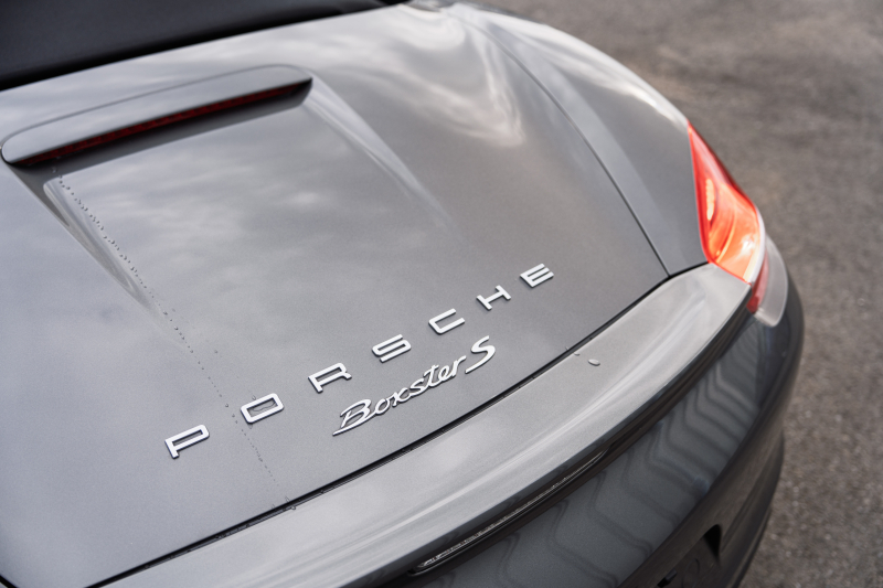 ポルシェ ボクスター(Type981) S　ﾌﾞﾗｯｸﾊｰﾌﾚｻﾞｰｼｰﾄ ｼｰﾄﾋｰﾀｰ ﾌﾞﾗｯｸｿﾌﾄﾄｯﾌﾟ ｸﾗﾘｵﾝﾅﾋﾞ ﾌﾙｾｸﾞTV ｽﾎﾟｰﾂｴｸﾞｿﾞｰｽﾄ ｽﾎﾟｰﾂﾃﾞｻﾞｲﾝｽﾃｱ ｷｾﾉﾝ 電動ﾄﾞｱﾐﾗｰ TPM ﾎﾞｸｽﾀｰS19ｲﾝﾁAW　2年保証