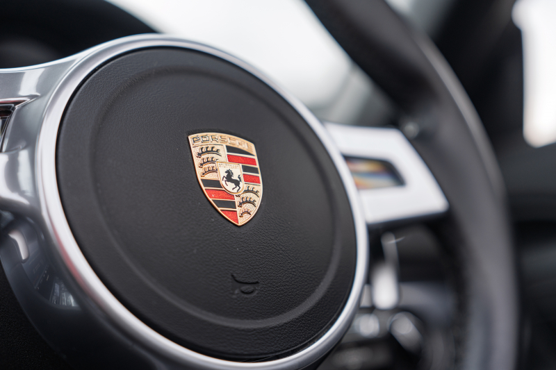 ポルシェ ボクスター(Type981) S　ﾌﾞﾗｯｸﾊｰﾌﾚｻﾞｰｼｰﾄ ｼｰﾄﾋｰﾀｰ ﾌﾞﾗｯｸｿﾌﾄﾄｯﾌﾟ ｸﾗﾘｵﾝﾅﾋﾞ ﾌﾙｾｸﾞTV ｽﾎﾟｰﾂｴｸﾞｿﾞｰｽﾄ ｽﾎﾟｰﾂﾃﾞｻﾞｲﾝｽﾃｱ ｷｾﾉﾝ 電動ﾄﾞｱﾐﾗｰ TPM ﾎﾞｸｽﾀｰS19ｲﾝﾁAW　2年保証