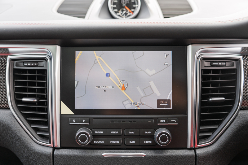 ポルシェ マカン GTS ｽﾎﾟｰﾂｸﾛﾉPKG　ｶﾞｰﾈｯﾄﾚｯﾄﾞﾚｻﾞｰｼｰﾄ ﾊﾟﾉﾗﾏSR PCM AppleCarPlay ｽﾎﾟｴｸﾞACC ｴﾝﾄﾘｰﾄﾞﾗｲﾌﾞ PASM PDLS BOSE RSｽﾊﾟｲﾀﾞｰ20AW　2年保証