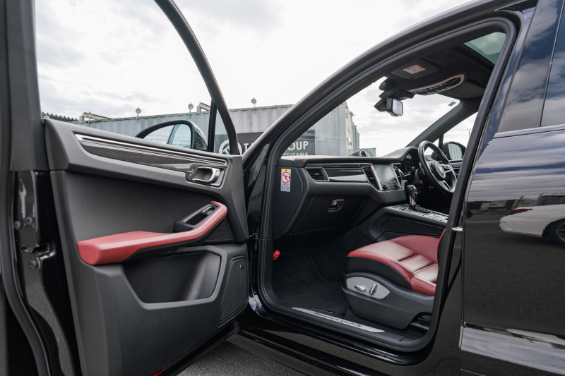 ポルシェ マカン GTS ｽﾎﾟｰﾂｸﾛﾉPKG　ｶﾞｰﾈｯﾄﾚｯﾄﾞﾚｻﾞｰｼｰﾄ ﾊﾟﾉﾗﾏSR PCM AppleCarPlay ｽﾎﾟｴｸﾞACC ｴﾝﾄﾘｰﾄﾞﾗｲﾌﾞ PASM PDLS BOSE RSｽﾊﾟｲﾀﾞｰ20AW　2年保証