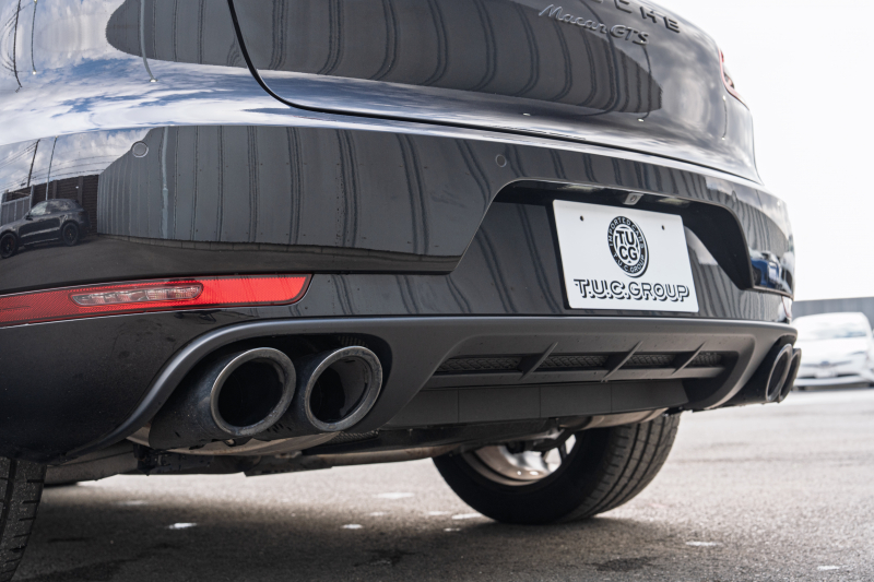 ポルシェ マカン GTS ｽﾎﾟｰﾂｸﾛﾉPKG　ｶﾞｰﾈｯﾄﾚｯﾄﾞﾚｻﾞｰｼｰﾄ ﾊﾟﾉﾗﾏSR PCM AppleCarPlay ｽﾎﾟｴｸﾞACC ｴﾝﾄﾘｰﾄﾞﾗｲﾌﾞ PASM PDLS BOSE RSｽﾊﾟｲﾀﾞｰ20AW　2年保証