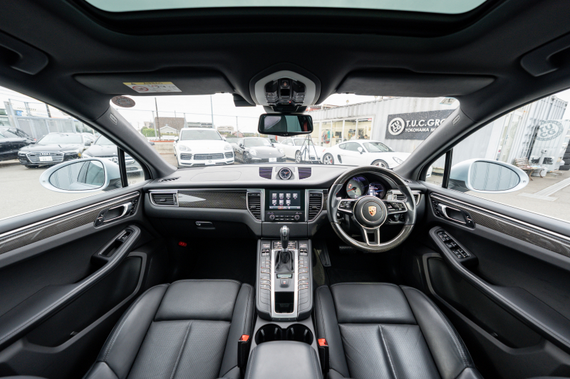 ポルシェ マカン S ｽﾎﾟｰﾂｸﾛﾉPKG　ﾌﾞﾗｯｸﾚｻﾞｰｼｰﾄ ｼｰﾄﾋｰﾀｰ PCMﾅﾋﾞ AppleCarPlay ACC PDLS ﾚｰﾝﾃﾞｨﾊﾟｰﾁｬｰﾜｰﾆﾝｸﾞ TPM ﾏｶﾝS18ｲﾝﾁAW　2年保証