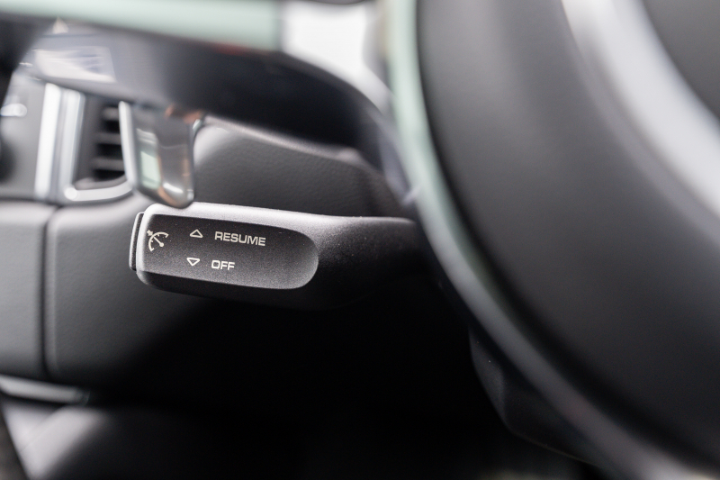 ポルシェ マカン S ｽﾎﾟｰﾂｸﾛﾉPKG　ﾌﾞﾗｯｸﾚｻﾞｰｼｰﾄ ｼｰﾄﾋｰﾀｰ PCMﾅﾋﾞ AppleCarPlay ACC PDLS ﾚｰﾝﾃﾞｨﾊﾟｰﾁｬｰﾜｰﾆﾝｸﾞ TPM ﾏｶﾝS18ｲﾝﾁAW　2年保証