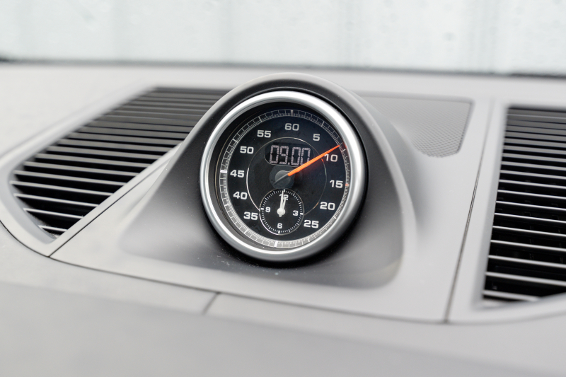 ポルシェ マカン S ｽﾎﾟｰﾂｸﾛﾉPKG　ﾌﾞﾗｯｸﾚｻﾞｰｼｰﾄ ｼｰﾄﾋｰﾀｰ PCMﾅﾋﾞ AppleCarPlay ACC PDLS ﾚｰﾝﾃﾞｨﾊﾟｰﾁｬｰﾜｰﾆﾝｸﾞ TPM ﾏｶﾝS18ｲﾝﾁAW　2年保証