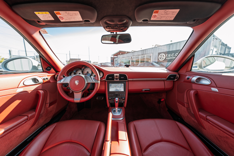 ポルシェ 911(Type997) 4S　後期モデル ｶﾚﾗﾚｯﾄﾞﾚｻﾞｰｲﾝﾃﾘｱ ｸﾗﾘｵﾝﾅﾋﾞ ﾌﾙｾｸﾞTV ﾊﾞｯｸｶﾒﾗ PASM ｵｰﾄｴｱｺﾝ ｷｾﾉﾝﾗｲﾄ ﾚｯﾄﾞﾌﾞﾚｰｷｷｬﾘﾊﾟｰ ｶﾚﾗS19ｲﾝﾁAW　2年保証