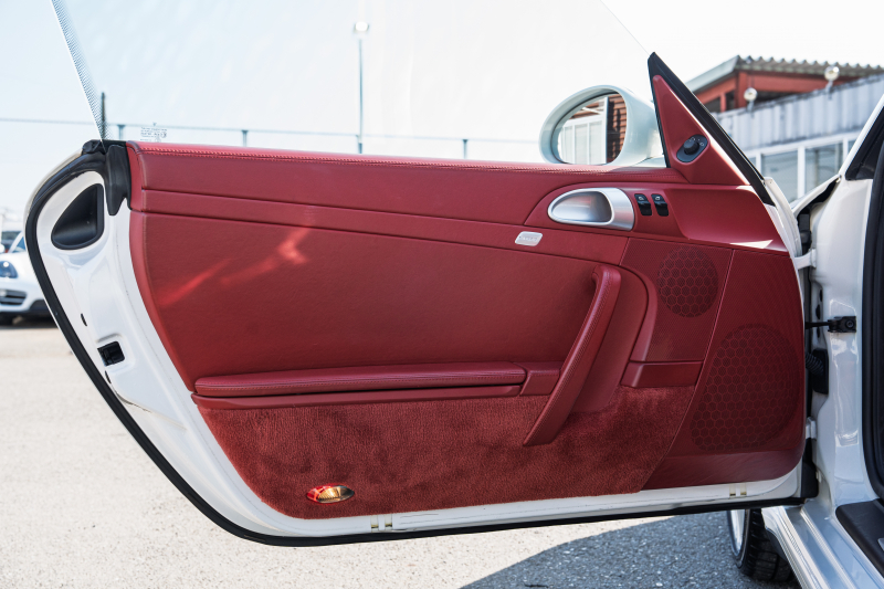 ポルシェ 911(Type997) 4S　後期モデル ｶﾚﾗﾚｯﾄﾞﾚｻﾞｰｲﾝﾃﾘｱ ｸﾗﾘｵﾝﾅﾋﾞ ﾌﾙｾｸﾞTV ﾊﾞｯｸｶﾒﾗ PASM ｵｰﾄｴｱｺﾝ ｷｾﾉﾝﾗｲﾄ ﾚｯﾄﾞﾌﾞﾚｰｷｷｬﾘﾊﾟｰ ｶﾚﾗS19ｲﾝﾁAW　2年保証