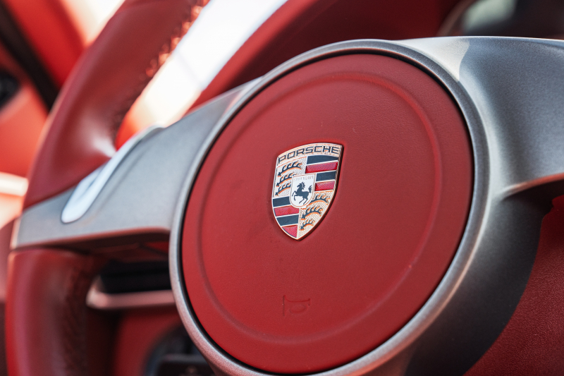 ポルシェ 911(Type997) 4S　後期モデル ｶﾚﾗﾚｯﾄﾞﾚｻﾞｰｲﾝﾃﾘｱ ｸﾗﾘｵﾝﾅﾋﾞ ﾌﾙｾｸﾞTV ﾊﾞｯｸｶﾒﾗ PASM ｵｰﾄｴｱｺﾝ ｷｾﾉﾝﾗｲﾄ ﾚｯﾄﾞﾌﾞﾚｰｷｷｬﾘﾊﾟｰ ｶﾚﾗS19ｲﾝﾁAW　2年保証