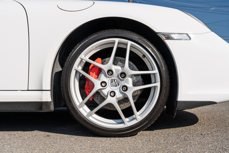 ポルシェ 911(Type997) 4S　後期モデル ｶﾚﾗﾚｯﾄﾞﾚｻﾞｰｲﾝﾃﾘｱ ｸﾗﾘｵﾝﾅﾋﾞ ﾌﾙｾｸﾞTV ﾊﾞｯｸｶﾒﾗ PASM ｵｰﾄｴｱｺﾝ ｷｾﾉﾝﾗｲﾄ ﾚｯﾄﾞﾌﾞﾚｰｷｷｬﾘﾊﾟｰ ｶﾚﾗS19ｲﾝﾁAW　2年保証