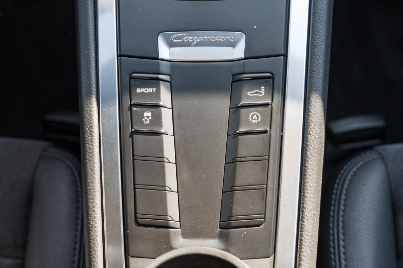 ポルシェ ケイマン(Type981) ﾍﾞｰｽｸﾞﾚｰﾄﾞ　2014年ﾓﾃﾞﾙ ﾌﾞﾗｯｸﾊｰﾌﾚｻﾞｰｼｰﾄ ｼｰﾄﾋｰﾀｰ ﾅﾋﾞTV ｽﾎﾟｰﾂﾃﾞｻﾞｲﾝｽﾃｱﾘﾝｸﾞ PDLS ｵｰﾄｴｱｺﾝ ｹｲﾏﾝS19ｲﾝﾁAW　2年保証