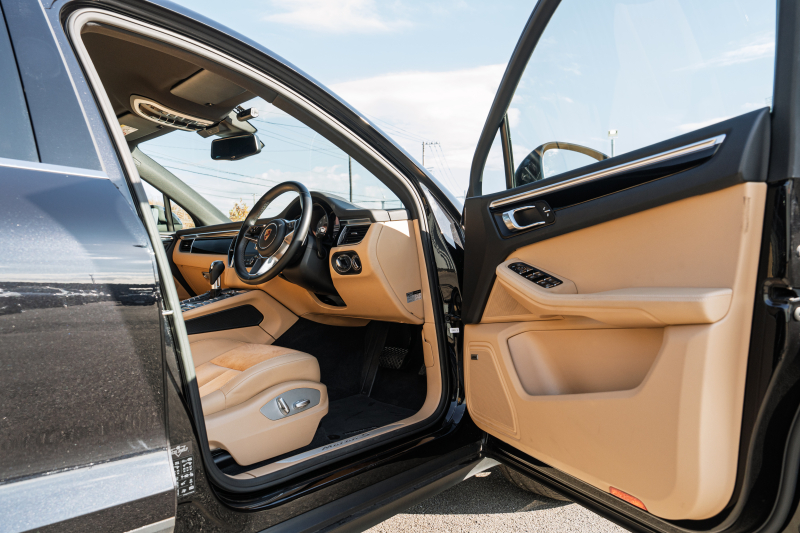 ポルシェ マカン S　ﾍﾞｰｼﾞｭﾊｰﾌﾚｻﾞｰｼｰﾄ ｼｰﾄﾋｰﾀｰ PCMﾅﾋﾞ AppleCarPlay BOSEｻｳﾝﾄﾞ ｴﾝﾄﾘｰﾄﾞﾗｲﾌﾞ ﾚｰﾝﾁｪﾝｼﾞ PDLS ｸﾙｰｽﾞｺﾝﾄﾛｰﾙ TPM RSｽﾊﾟｲﾀﾞｰﾃﾞｻﾞｲﾝ20ｲﾝﾁAW　2年保証