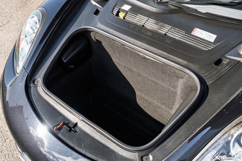 ポルシェ ボクスター(Type981) S ｽﾎﾟｰﾂｸﾛﾉPKG　2015年ﾓﾃﾞﾙ ﾌﾞﾗｯｸﾊｰﾌﾚｻﾞｰｼｰﾄ ｼｰﾄﾋｰﾀｰ ﾌﾞﾗｯｸｿﾌﾄﾄｯﾌﾟ ｸﾗﾘｵﾝﾅﾋﾞ ﾌﾙｾｸﾞTV ｽﾎﾟｰﾂﾃﾞｻﾞｲﾝｽﾃｱ 電動Dﾐﾗｰ ｵｰﾄｴｱｺﾝ TPM ｹｲﾏﾝS19ｲﾝﾁAW　2年保証