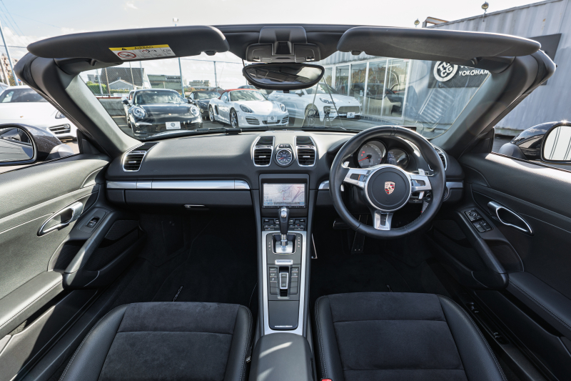 ポルシェ ボクスター(Type981) S ｽﾎﾟｰﾂｸﾛﾉPKG　2015年ﾓﾃﾞﾙ ﾌﾞﾗｯｸﾊｰﾌﾚｻﾞｰｼｰﾄ ｼｰﾄﾋｰﾀｰ ﾌﾞﾗｯｸｿﾌﾄﾄｯﾌﾟ ｸﾗﾘｵﾝﾅﾋﾞ ﾌﾙｾｸﾞTV ｽﾎﾟｰﾂﾃﾞｻﾞｲﾝｽﾃｱ 電動Dﾐﾗｰ ｵｰﾄｴｱｺﾝ TPM ｹｲﾏﾝS19ｲﾝﾁAW　2年保証