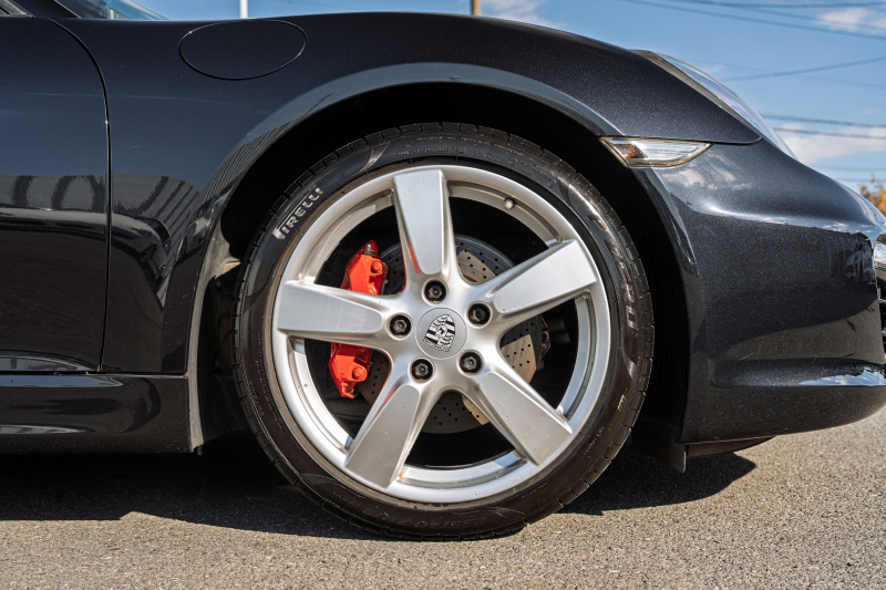 ポルシェ ボクスター(Type981) S ｽﾎﾟｰﾂｸﾛﾉPKG　2015年ﾓﾃﾞﾙ ﾌﾞﾗｯｸﾊｰﾌﾚｻﾞｰｼｰﾄ ｼｰﾄﾋｰﾀｰ ﾌﾞﾗｯｸｿﾌﾄﾄｯﾌﾟ ｸﾗﾘｵﾝﾅﾋﾞ ﾌﾙｾｸﾞTV ｽﾎﾟｰﾂﾃﾞｻﾞｲﾝｽﾃｱ 電動Dﾐﾗｰ ｵｰﾄｴｱｺﾝ TPM ｹｲﾏﾝS19ｲﾝﾁAW　2年保証