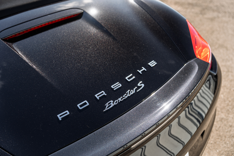 ポルシェ ボクスター(Type981) S ｽﾎﾟｰﾂｸﾛﾉPKG　2015年ﾓﾃﾞﾙ ﾌﾞﾗｯｸﾊｰﾌﾚｻﾞｰｼｰﾄ ｼｰﾄﾋｰﾀｰ ﾌﾞﾗｯｸｿﾌﾄﾄｯﾌﾟ ｸﾗﾘｵﾝﾅﾋﾞ ﾌﾙｾｸﾞTV ｽﾎﾟｰﾂﾃﾞｻﾞｲﾝｽﾃｱ 電動Dﾐﾗｰ ｵｰﾄｴｱｺﾝ TPM ｹｲﾏﾝS19ｲﾝﾁAW　2年保証